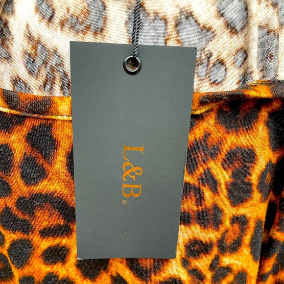 Lucky & Blessed, Leopard, Long Sleeve, Blouse, Size M - Picture 4 of 4